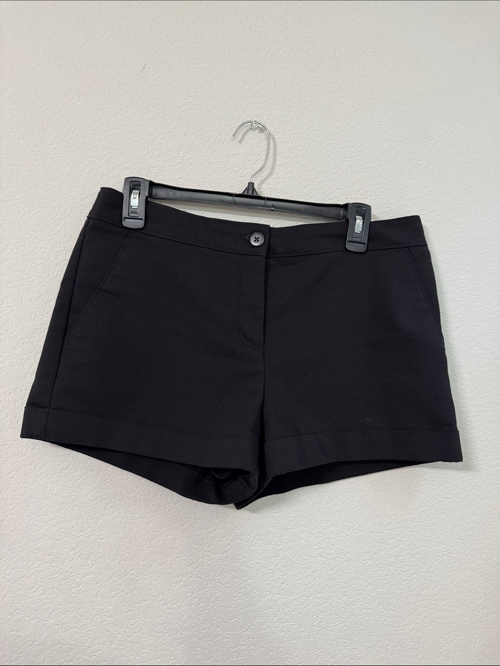 Express Black Dress Shorts Size 10 Cuffed Career Workwear